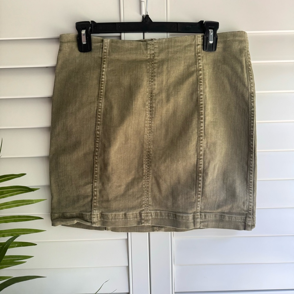 Free People skirt - olive stretch denim skirt (size 12)